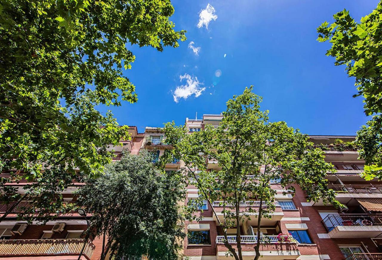 Sweett - Wellington Apartment Барселона Екстериор снимка
